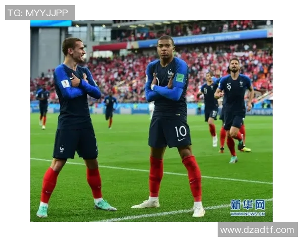 日本队十一号球星：从天才少年到世界杯赛场上的闪耀之星